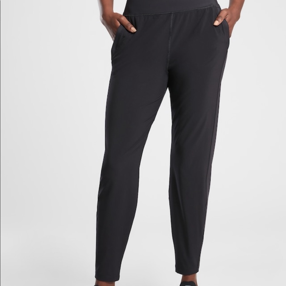 Athleta run with it pant